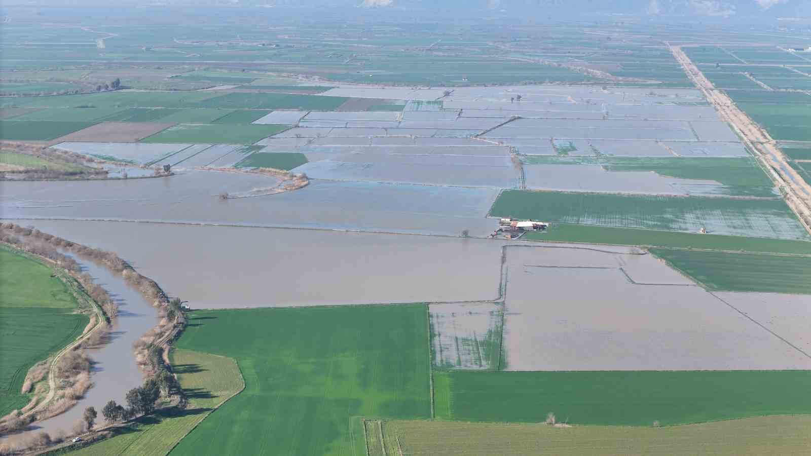 menderes tasti yuzlerce donum sular altinda kaldi 0 GC5Hlpa1