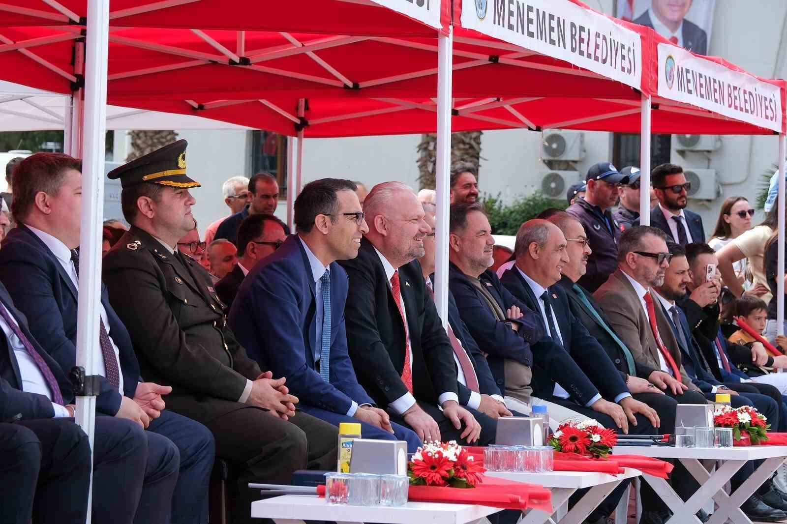 Menemen’de 19 Mayıs coşkusu yaşandı 4 menemende 19 mayis coskusu yasandi 0 ZeOqTgDk