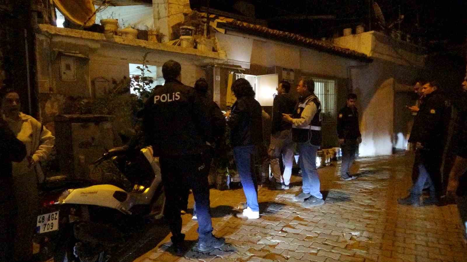 mentesede korkutan patlama 3 kisi yaralandi 2 NMJqvfVU