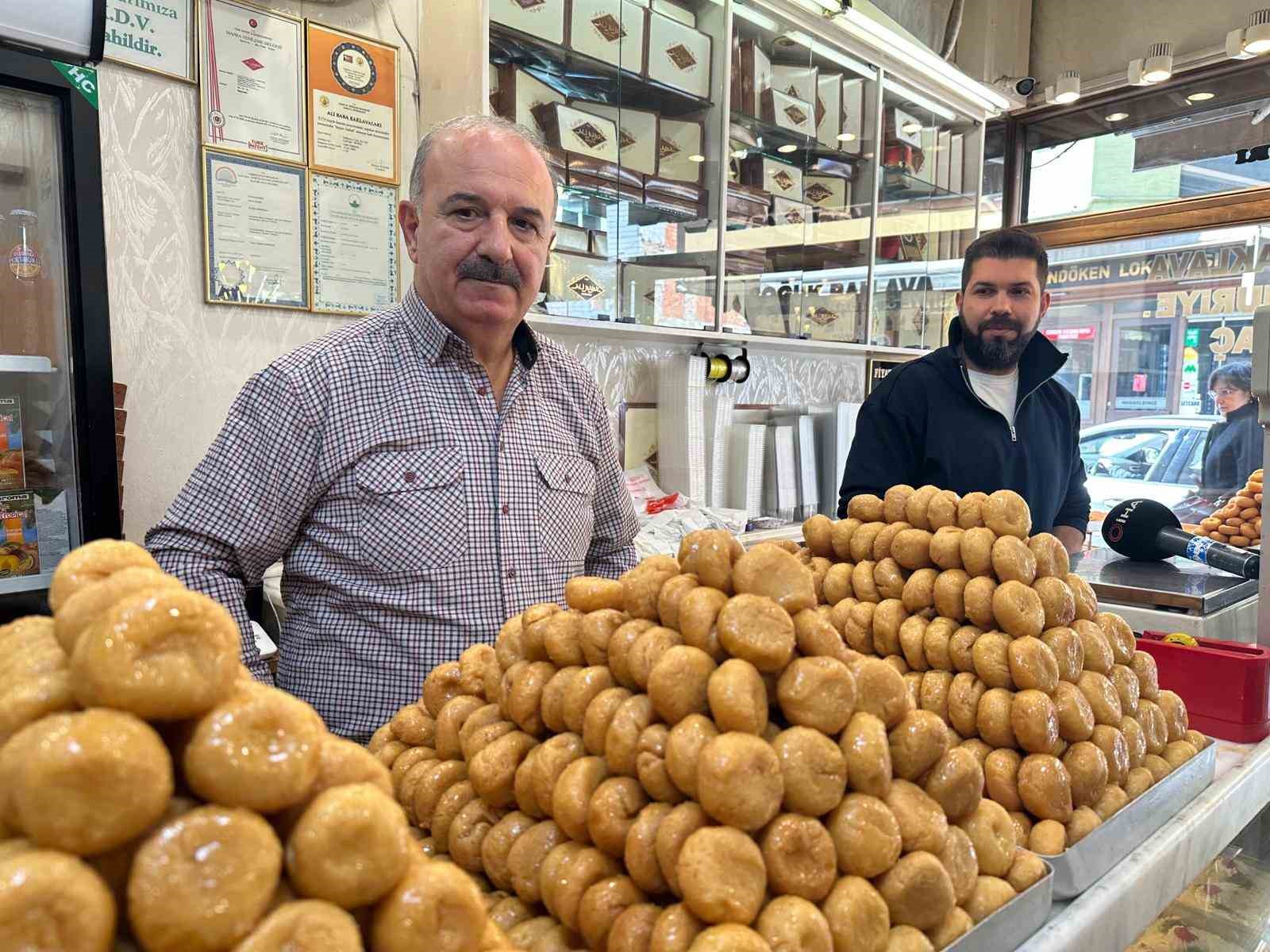 merakli baklavacinin 66 yillik sirri ramazan helvasi 3