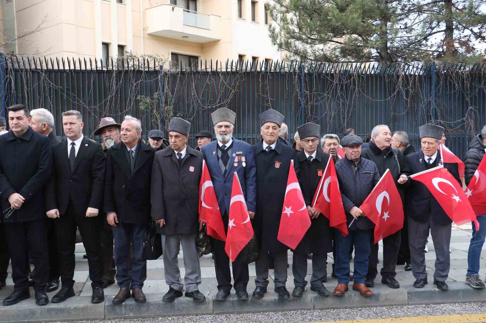 merasim sokakta teror saldirisinda hayatini kaybedenler anildi 6 ffi9tpiy