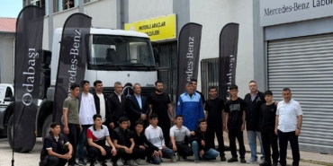 mercedes-benz-turkten-5-bine-yakin-gence-egitim-destegi-LtU7Dm3G.jpg