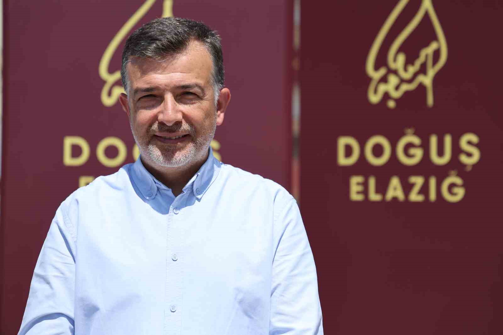 Merhum Mahmud Es’ad Coşan için Elazığ’da anma buluşması 7 merhum mahmud esad cosan icin elazigda anma bulusmasi 3 TKUWSPRL