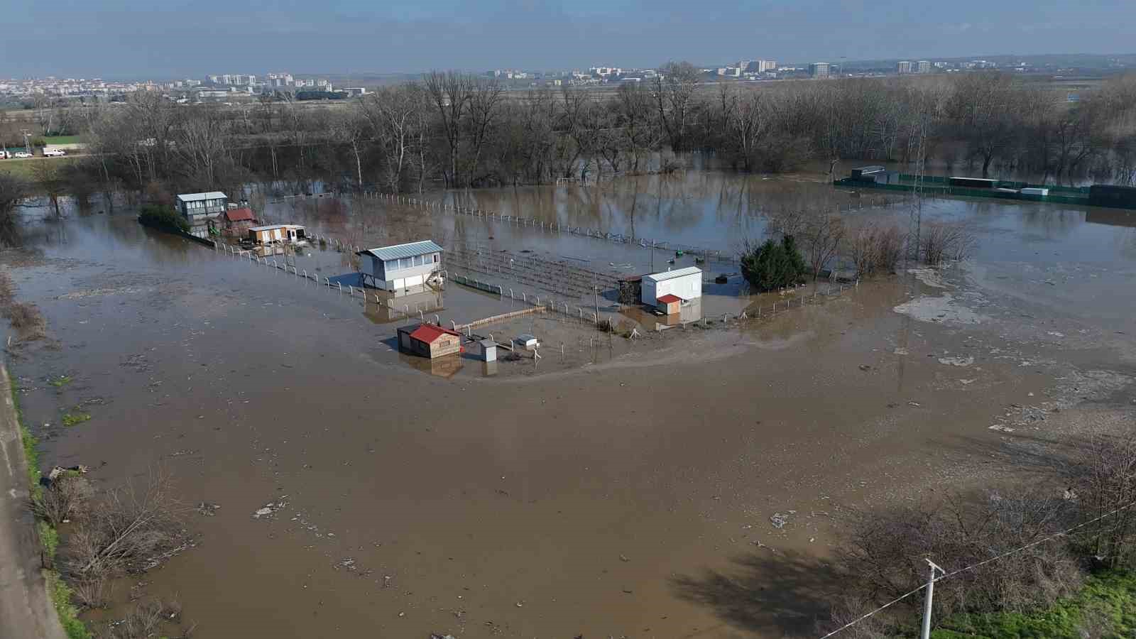 Meriç Nehri taştı, tarım arazileri ve yerleşim alanları sular altında kaldı 6 meric nehri tasti tarim arazileri ve yerlesim alanlari sular altinda kaldi 2 JKYftdja
