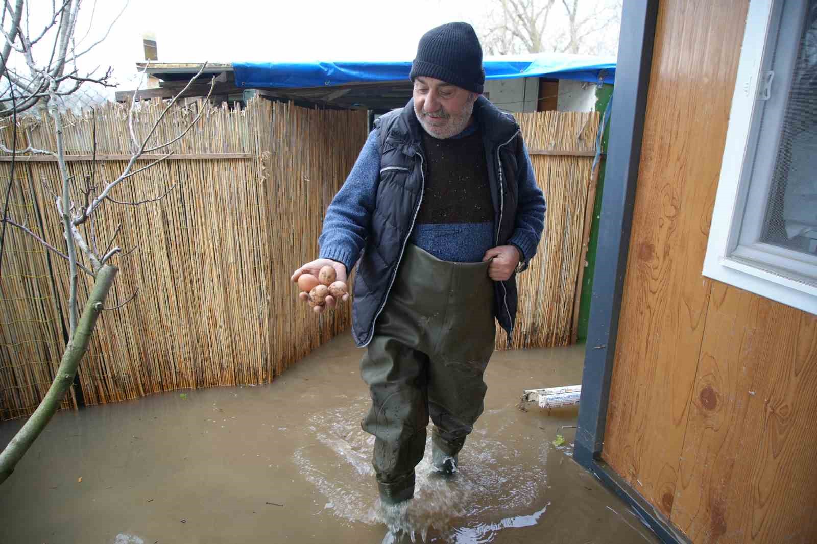 meric nehrinde su seviyesi normale dondu evlerdeki hasar ortaya cikti 0 2t5B4kRC
