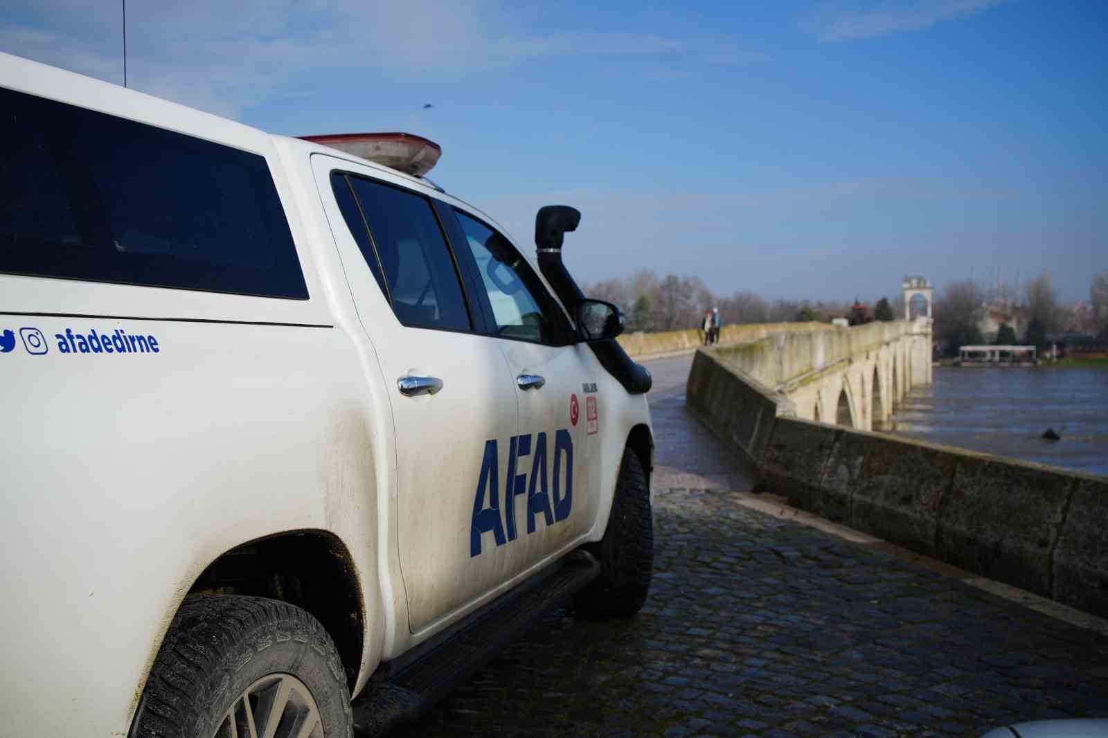 mericte turuncu ardada kirmizi alarm 1 3AusGf7k
