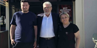 merih-demiral-kafe-acti-sehit-ailelerine-her-sey-ucretsiz-oldu-3QX8sW23.jpg