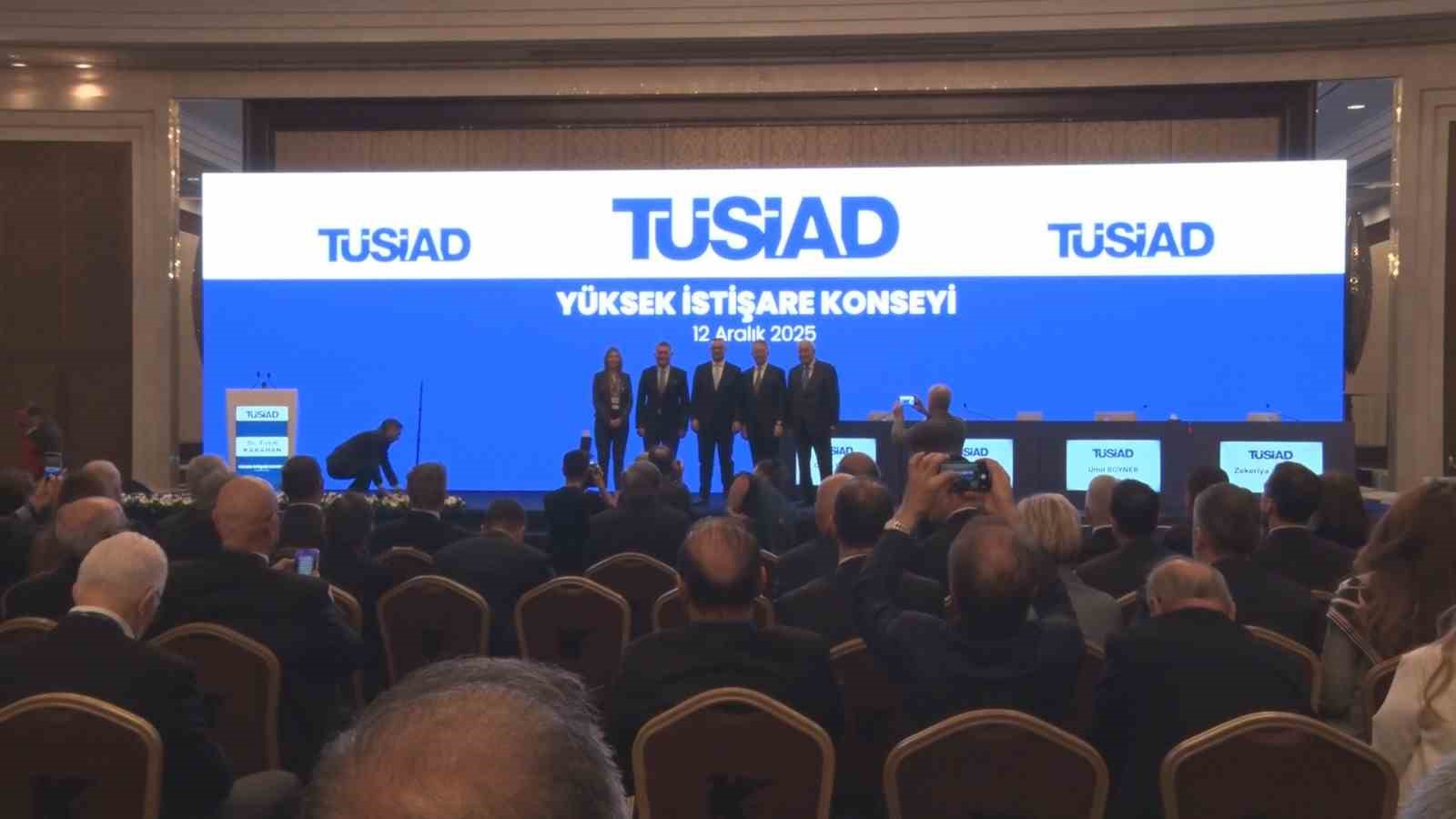 Merkez Bankası Başkanı Karahan: "Fiyat istikrarının sağlanmasıyla birlikte kalıcı ve genele yayılan refah artışına ulaşacağız" 4 merkez bankasi baskani karahan fiyat istikrarinin saglanmasiyla birlikte kalici ve genele yayilan refah artisina munjaBI1