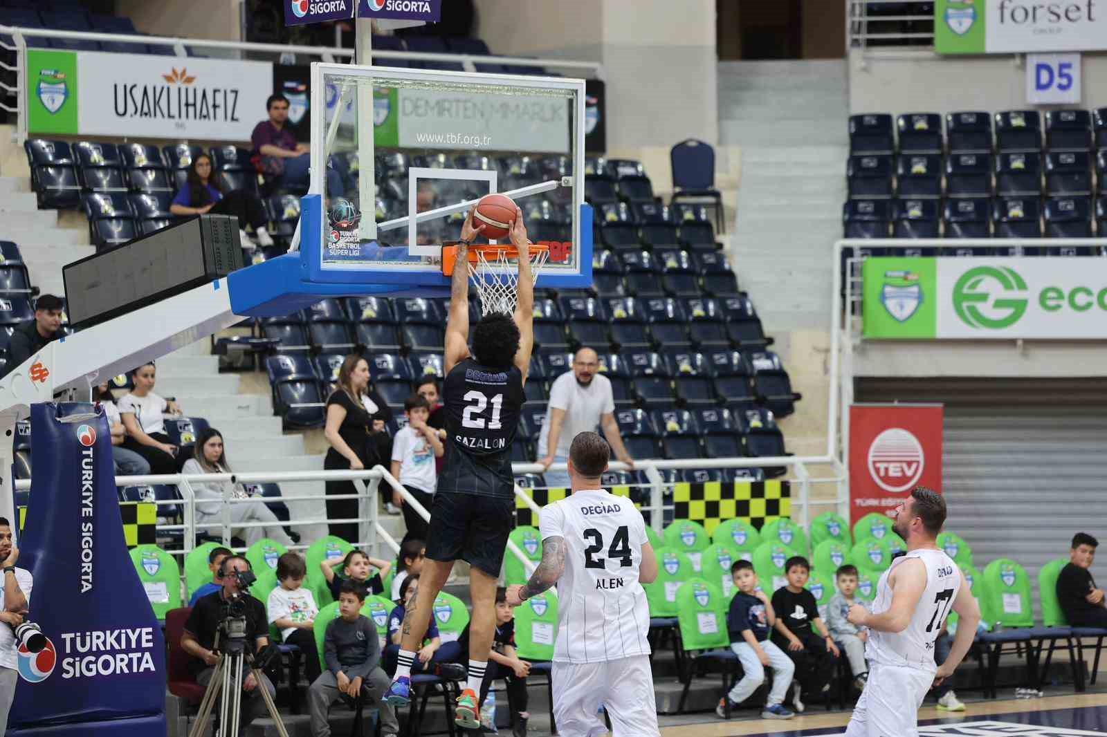 Merkezefendi Basketbol Takımı eğitime destek amacıyla parkeye çıktı 8 merkezefendi basketbol takimi egitime destek amaciyla parkeye cikti 4 ysyKX1aR