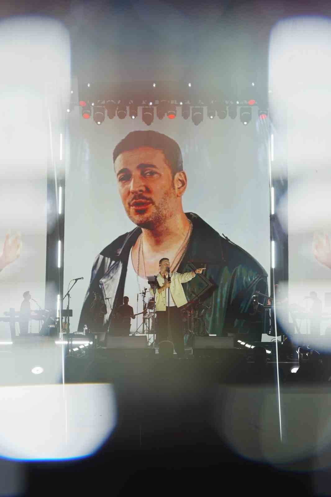 Mersin Kültür Yolu Festivali’nde Oğuzhan Koç rüzgarı esti 9 mersin kultur yolu festivalinde oguzhan koc ruzgari esti 5