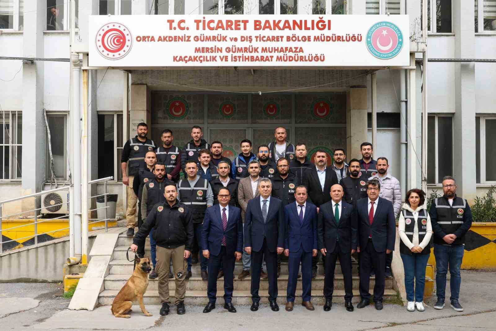 mersin limaninda 19 kilo kokain ele gecirildi vali ekibi tebrik etti 0 7O911ORG