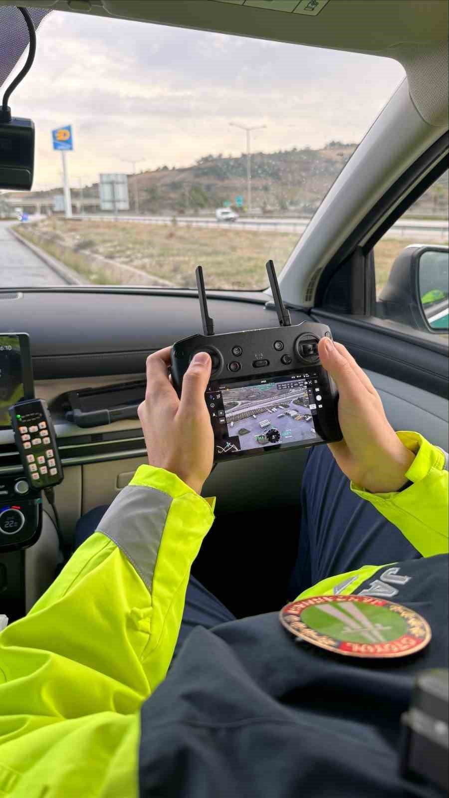 mersin otoyolunda dron destekli jandarma denetimi 6 bin 230 tl ceza 2