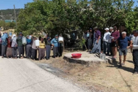 Erzurum İspir’de sağanak ve fırtına kabusu: İş yerlerini su bastı 1 thumbnail