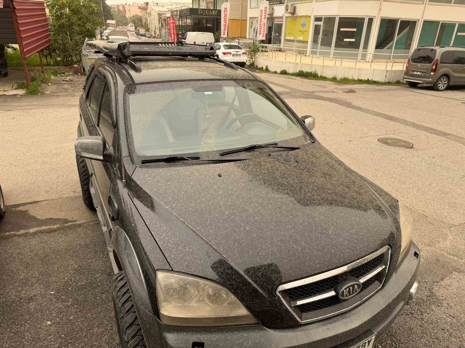 mersin ve ilcelerinde toz tasinimi etkili oldu 4 HkHwg28i