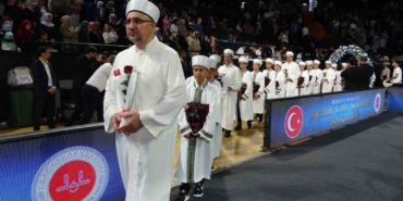 mersinde-260-ogrenci-hafizlik-icazeti-aldi-5m1YXBvX.jpg