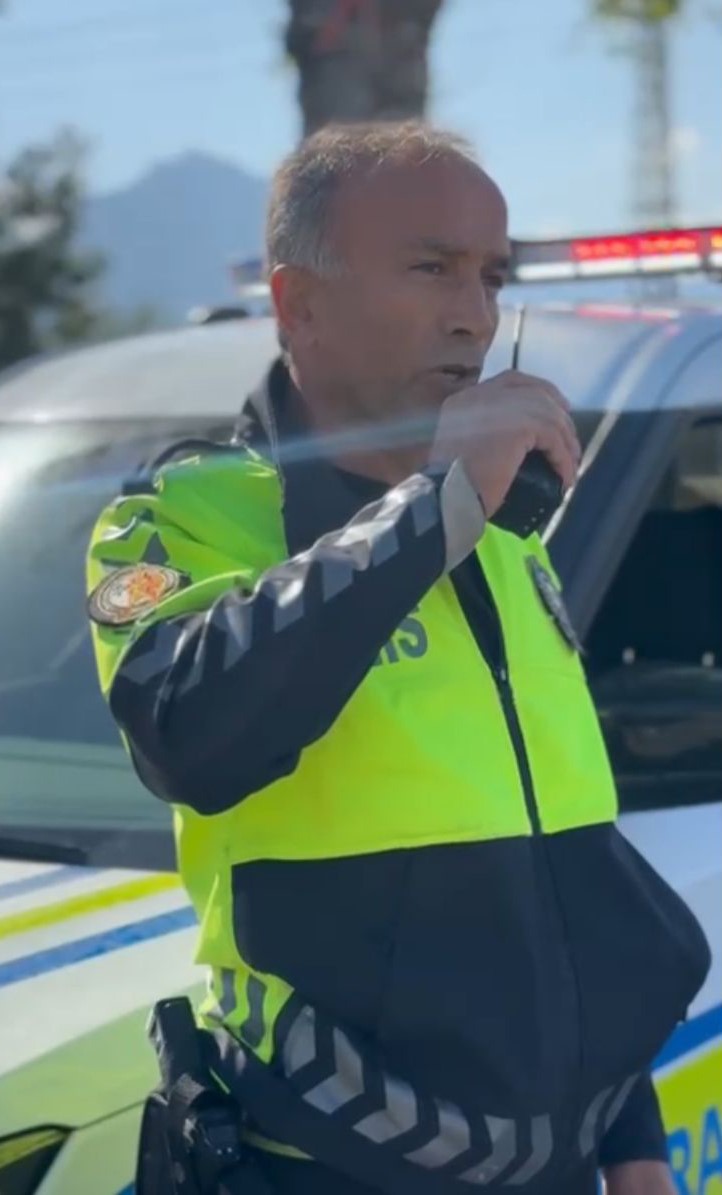 mersinde 28 yillik polis memuru telsizden veda etti 2 bTKBA3vK