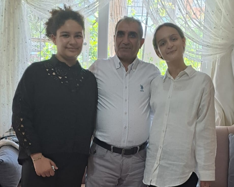Mersin’de 3 kızın öldüğü kazanın ardından acılı babadan yürek yakan sözler 5 mersinde 3 kizin oldugu kazanin ardindan acili babadan yurek yakan sozler 1 dyJ64m4Y