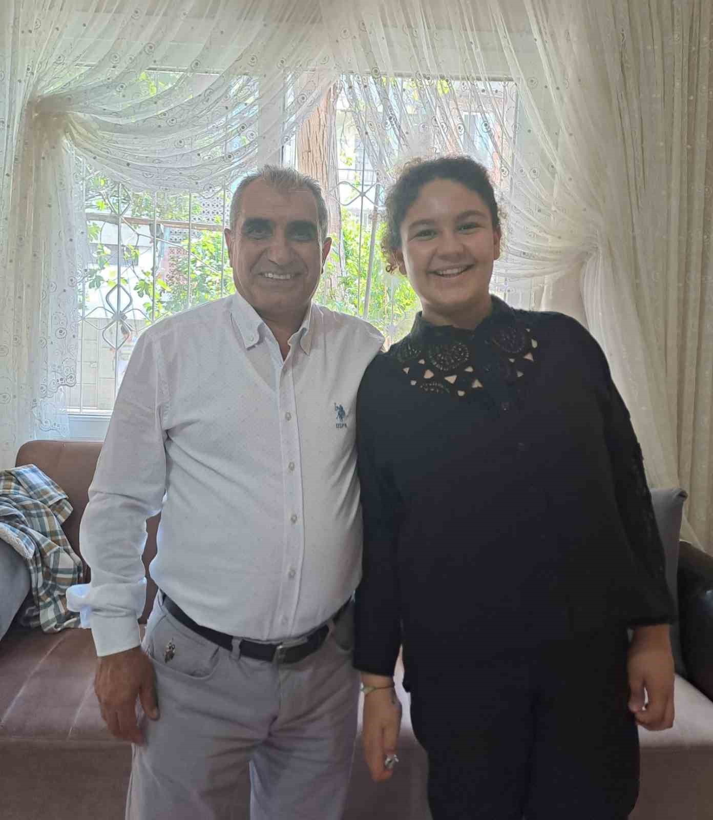Mersin’de 3 kızın öldüğü kazanın ardından acılı babadan yürek yakan sözler 9 mersinde 3 kizin oldugu kazanin ardindan acili babadan yurek yakan sozler 5