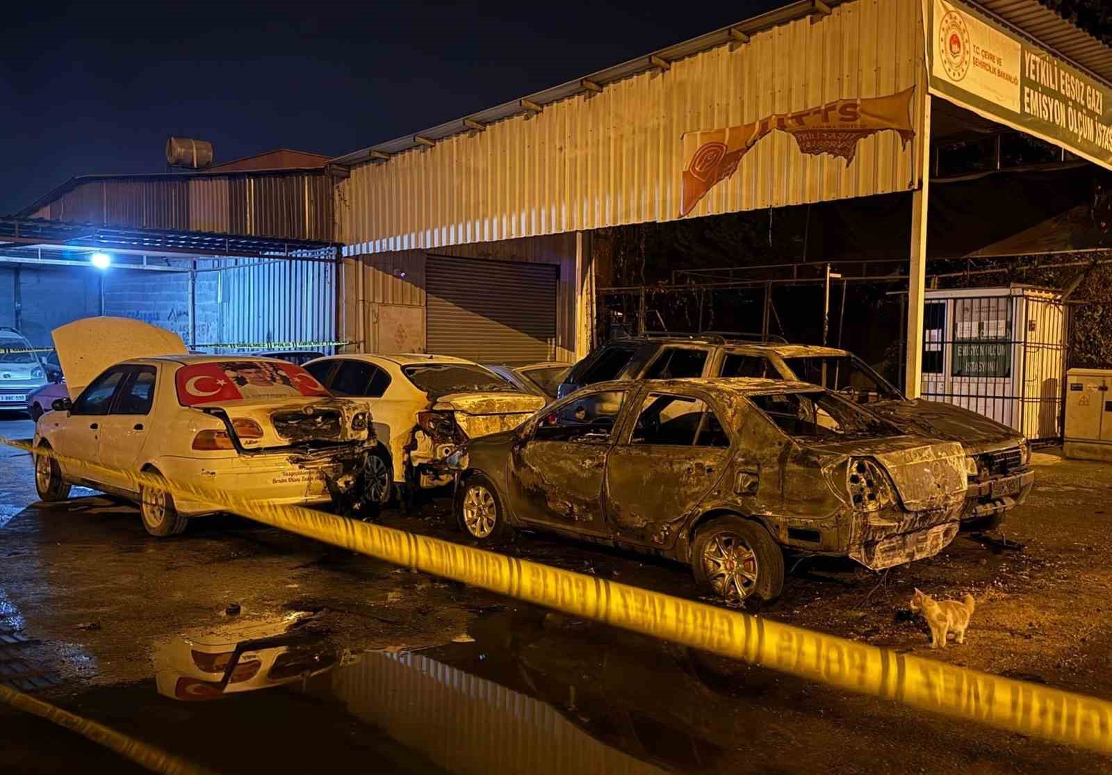 Mersin’de 5 aracı kundaklayan şüpheli yakalandı 5 mersinde 5 araci kundaklayan supheli yakalandi 1 GHEGeRlr