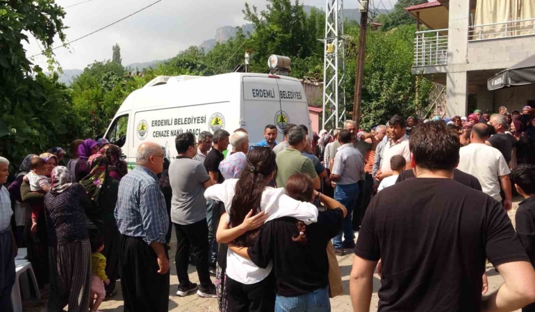 mersinde-aci-olay-dogum-gununde-hayatini-kaybetti-nikah-gunu-defnedildi-F5TI7Yvz.jpg
