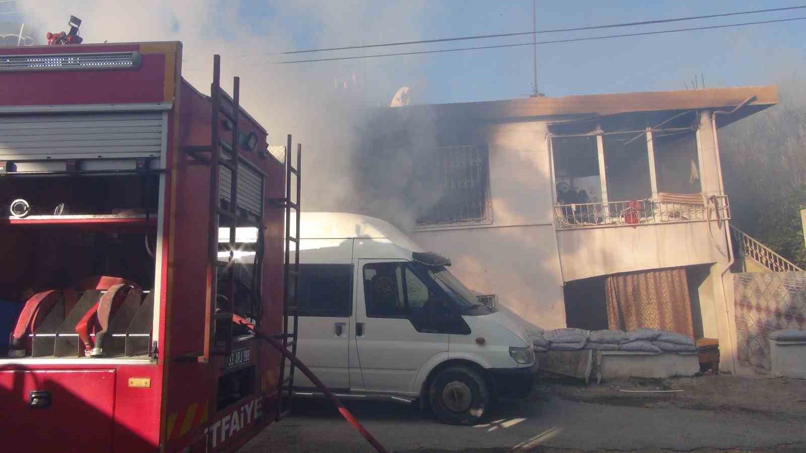 Mersin’de acı olay: Evde çıkan yangında 2 çocuk hayatını kaybetti 5 mersinde aci olay evde cikan yanginda 2 cocuk hayatini kaybetti 1 uOWsRab3