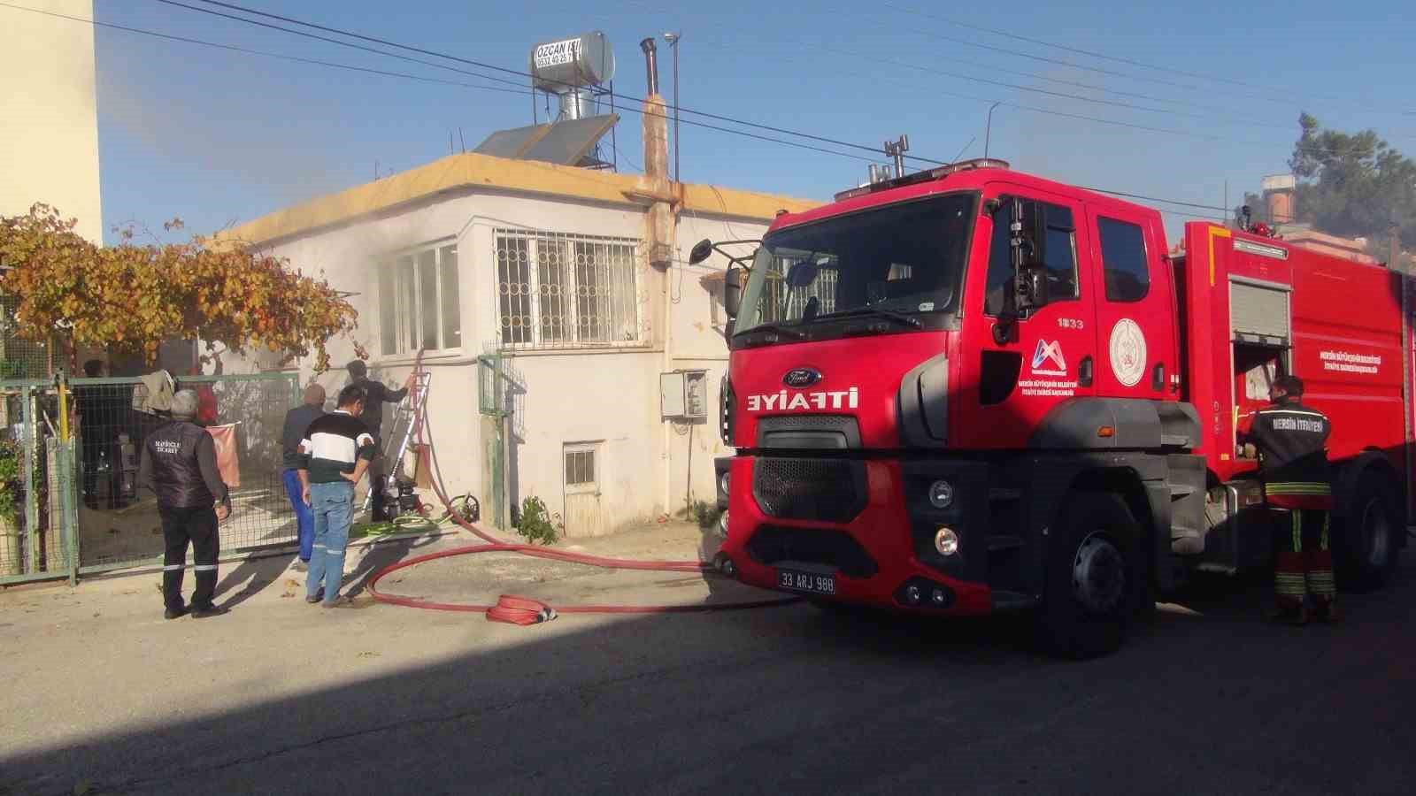 Mersin’de acı olay: Evde çıkan yangında 2 çocuk hayatını kaybetti 9 mersinde aci olay evde cikan yanginda 2 cocuk hayatini kaybetti 5 KJVa88ac