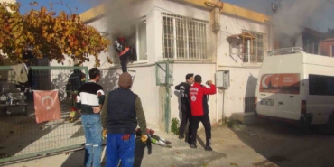 mersinde-aci-olay-evde-cikan-yanginda-2-cocuk-hayatini-kaybetti-vzOC2HsW.jpg
