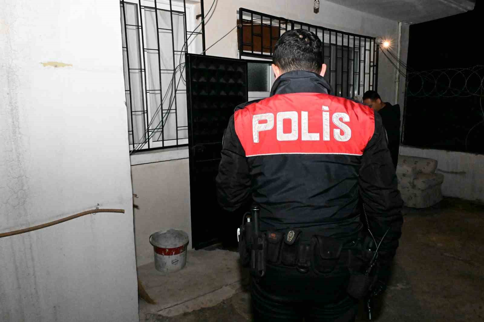 mersinde aranan 193 sahis yakalandi 2 nGQtEKyz