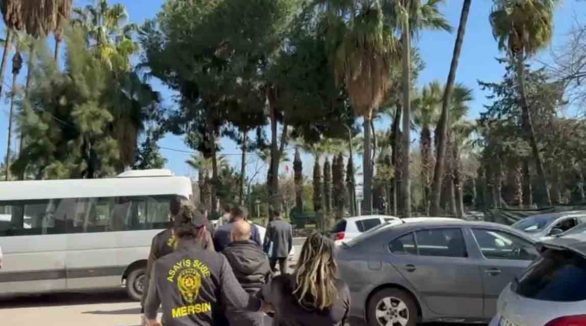 Mersin’de dolandırıcılık şebekesine operasyon: 9 gözaltı 6 mersinde dolandiricilik sebekesine operasyon 9 gozalti 2 WXQZuQXy