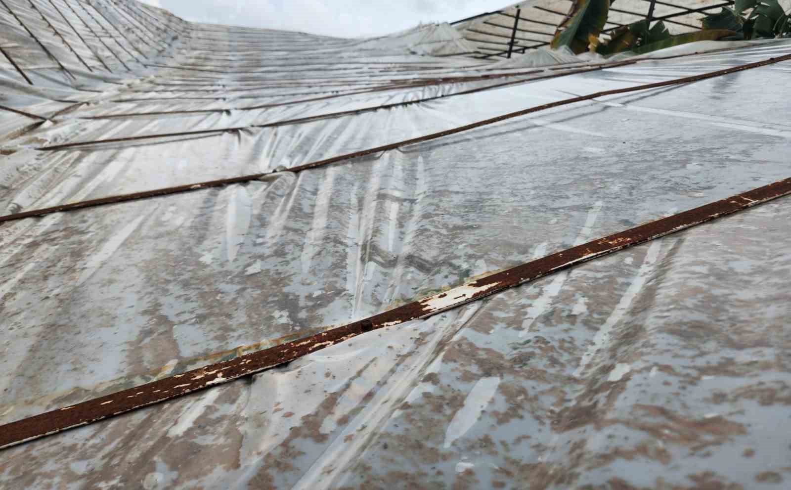 mersinde dolu sera cokertti bahcelere zarar verdi 2