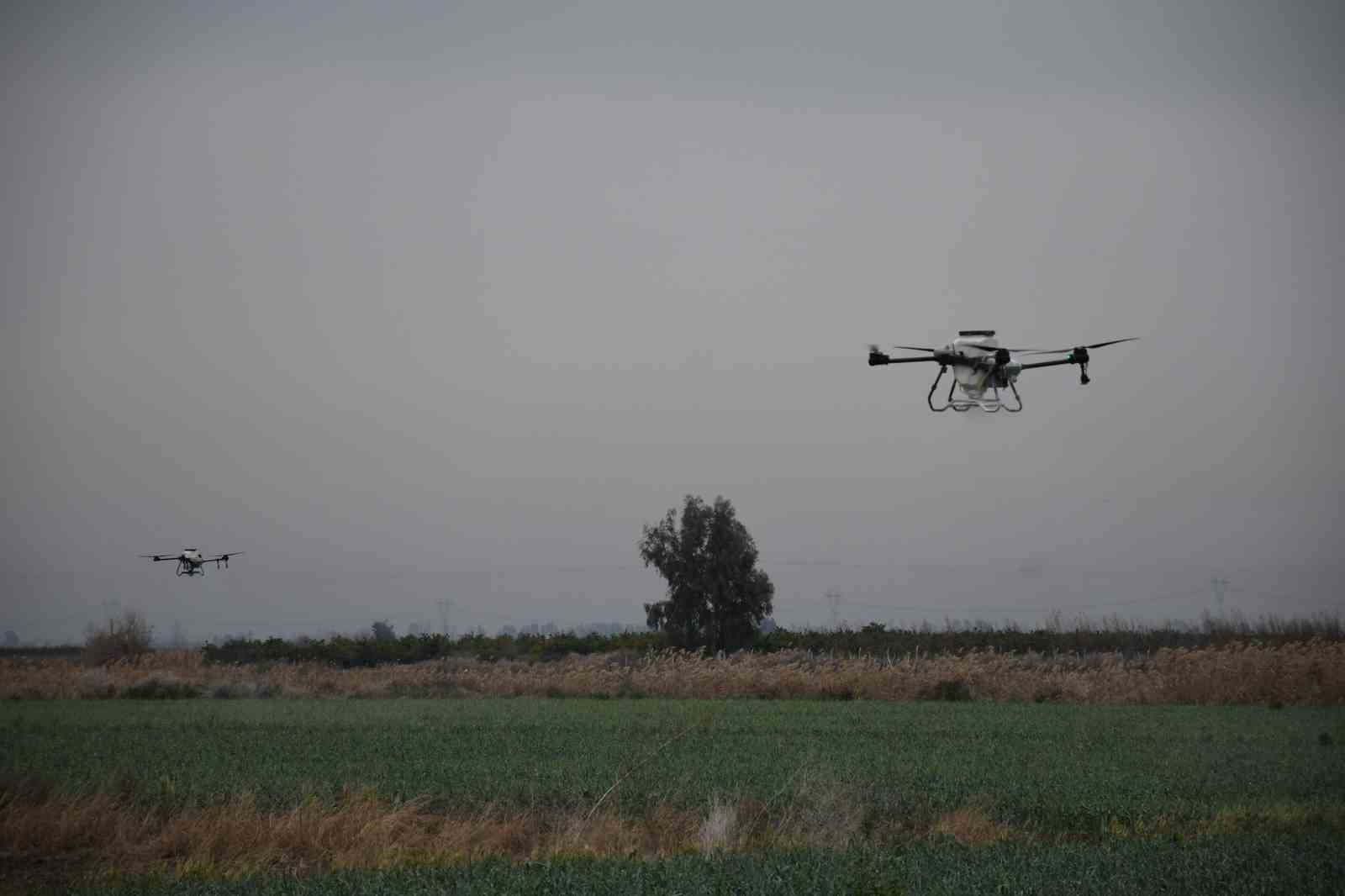 mersinde dronla gubreleme ve ilaclama ciftcinin zayiatini sifira indirdi zamandan tasarruf sagladi 3 FLEtMjp5