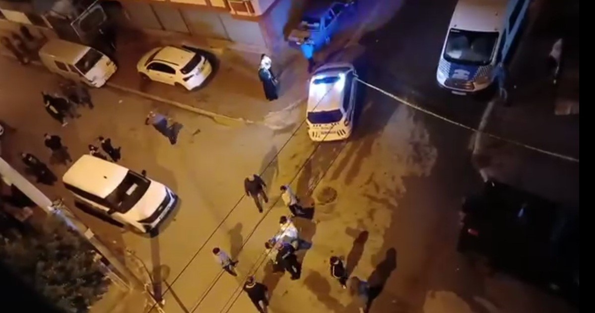 Mersin’de düğünde silahlı kavga: 1’i çocuk 8 kişi yaralandı 5 mersinde dugunde silahli kavga 1i cocuk 8 kisi yaralandi 1 Js3LrXbC