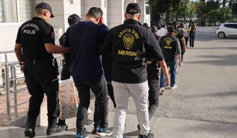 mersinde-fuhus-operasyonu-2-tutuklama-1-kisi-sinir-disi-edildi-J1uX9vPl.jpg