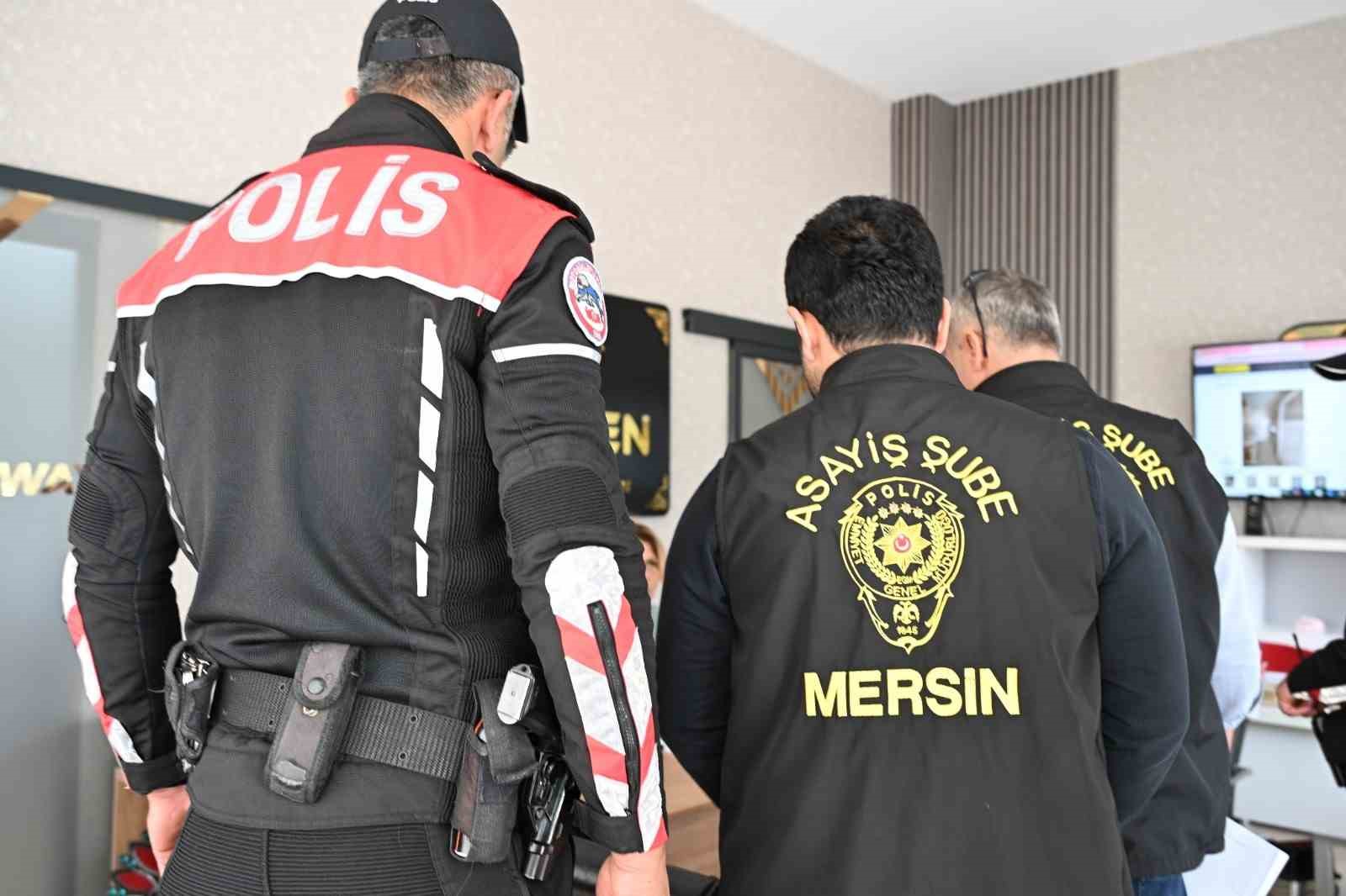 mersinde gunu birlik evlerle kiralik araclar denetlendi 381 bin tl ceza 1 phUrEhvs