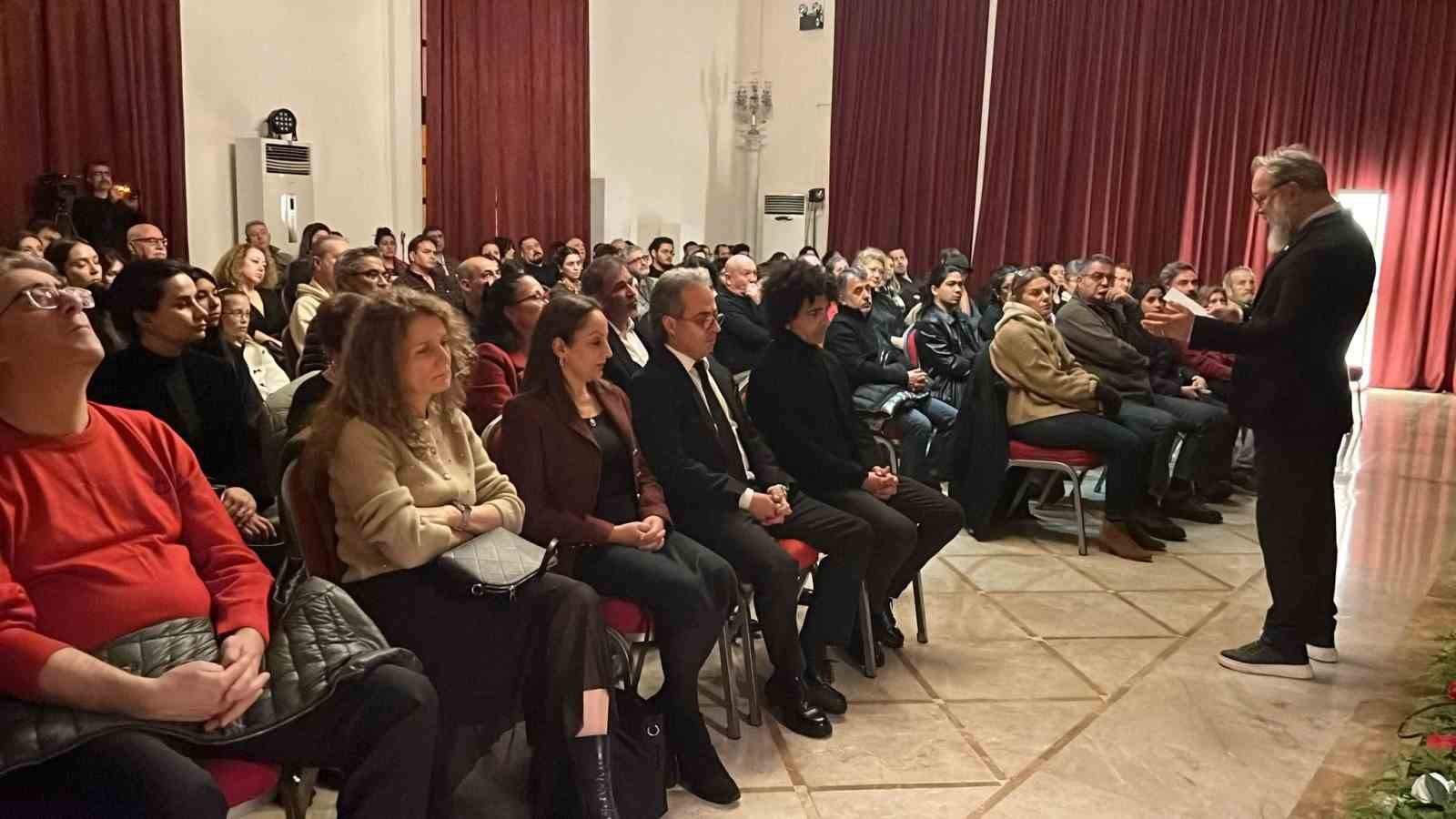 mersinde kazada hayatini kaybeden keman sanatcisi lacin akyol unutulmadi 4 MmHMGrLr