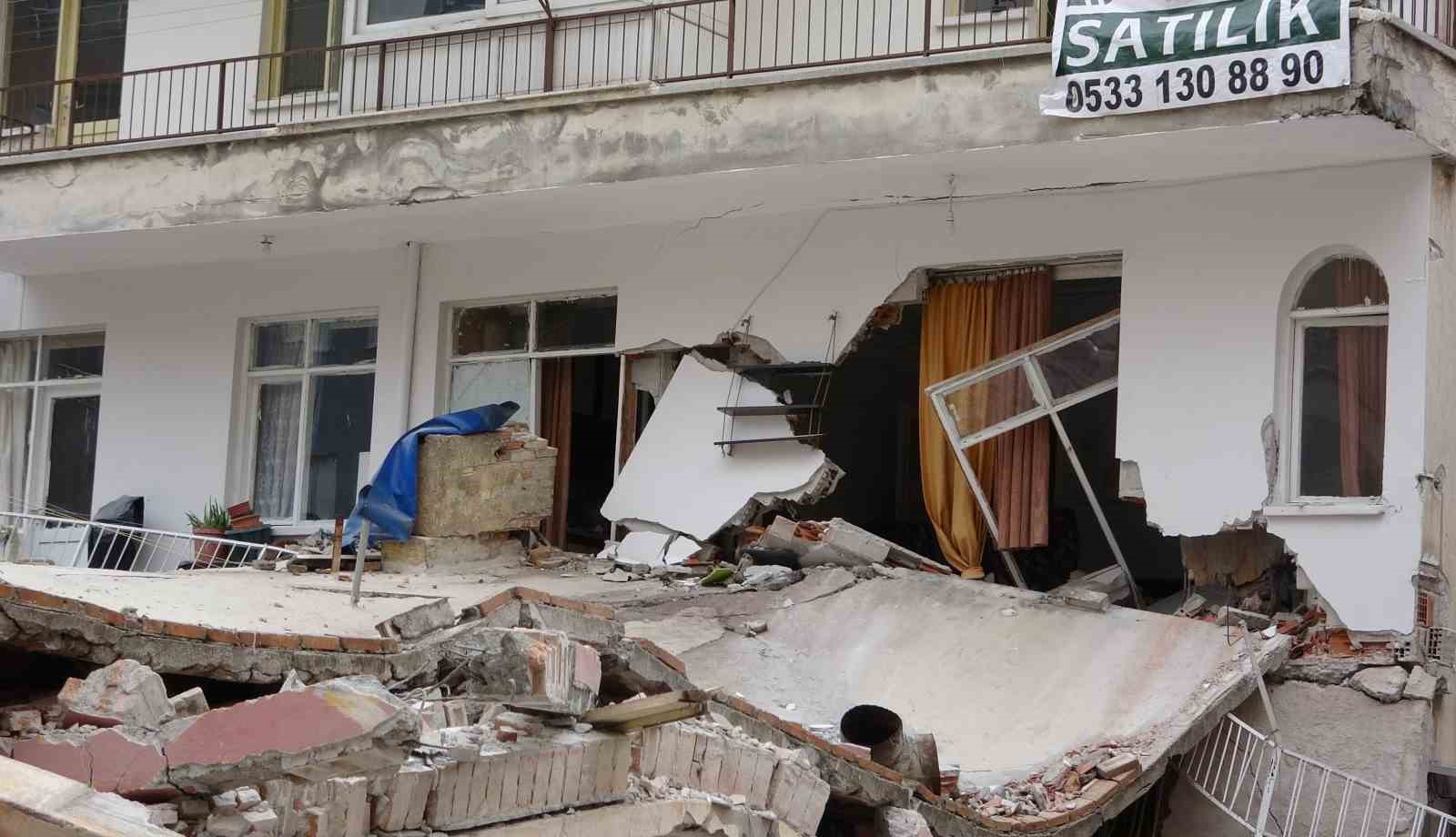mersinde kontrolden cikan yikim sonrasi magduriyet 3 4RinRXiu