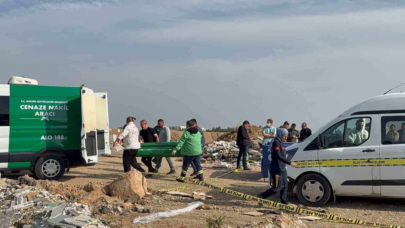 mersinde korkunc cinayet oldurup tuzlayip haliya sarip cekyatla atmislar 3 tVdw9v22