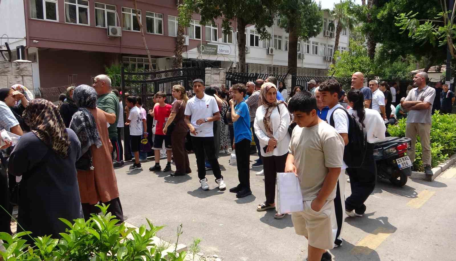 mersinde lgs sona erdi ogrenciler sinavi degerlendirdi 3 mbg4CpD1