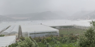 mersinde-meteorolojinin-uyarisi-sonrasi-yagis-etkili-oluyor-I6WJfG2x.jpg