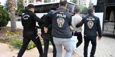 mersinde-milyarlik-yasa-disi-bahis-operasyonu-9-tutuklama-fVVIQu7U.jpg