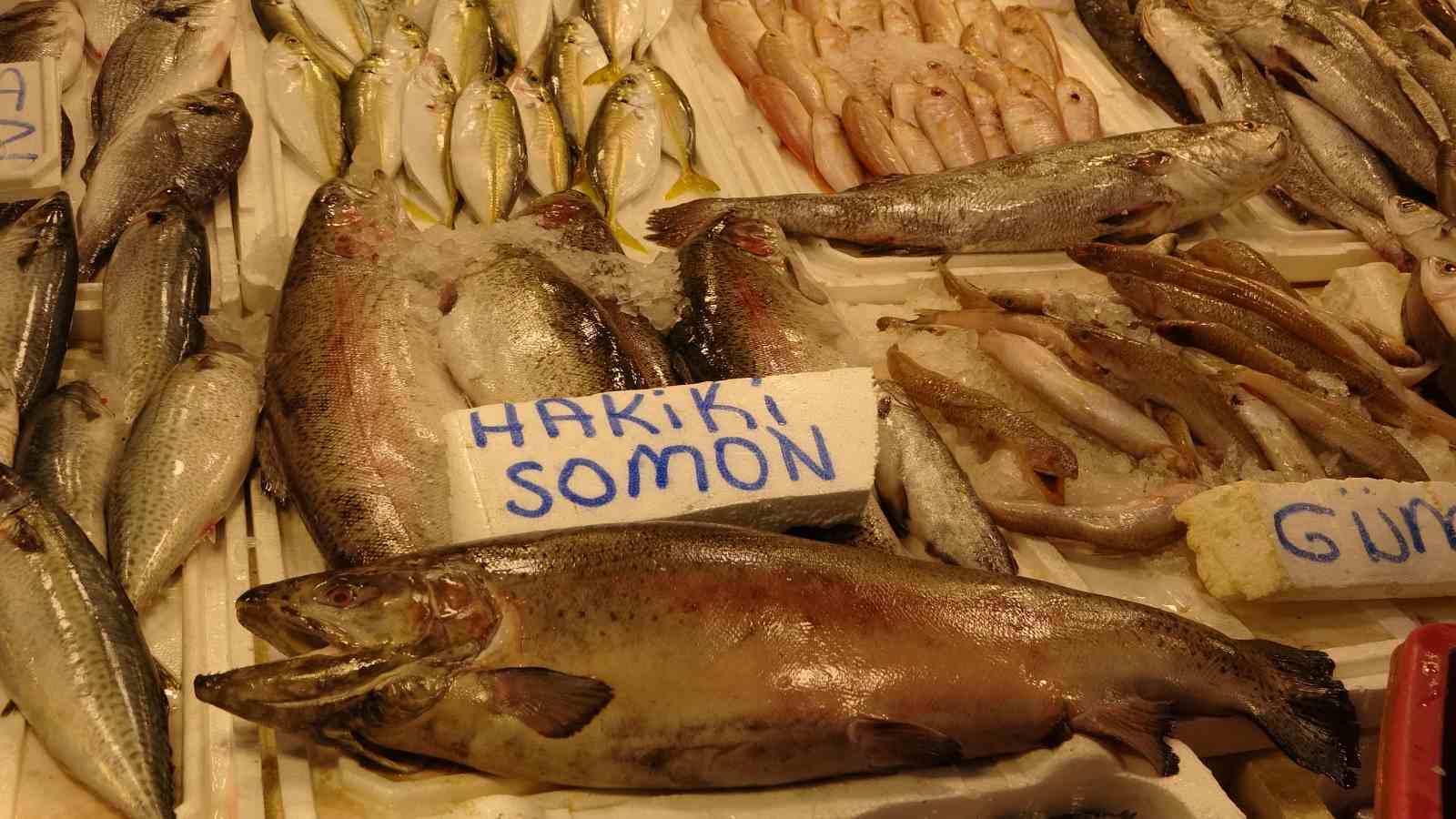 mersinde ramazanda balik fiyatlari dustu satislar artti 2 nCZSEiac