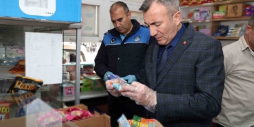 mersinde-sagliksiz-urun-satan-kantine-ceza-hDrOLTRq.jpg