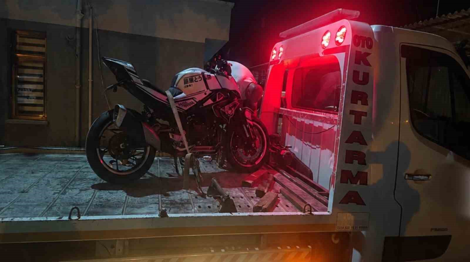 mersinde tek teker sov pahaliya patladi 46 bin tl ceza kesildi 1 b4BsPeYR
