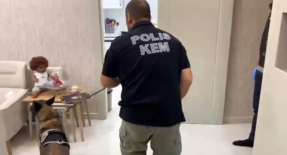 mersinde uyusturucu tacirlerine darbe 16 supheli tutuklandi 3 budkQt2K