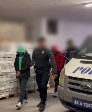 mersinde-yasa-disi-bahis-cetesi-cokertildi-13-tutuklama-RXE3uXby.jpg