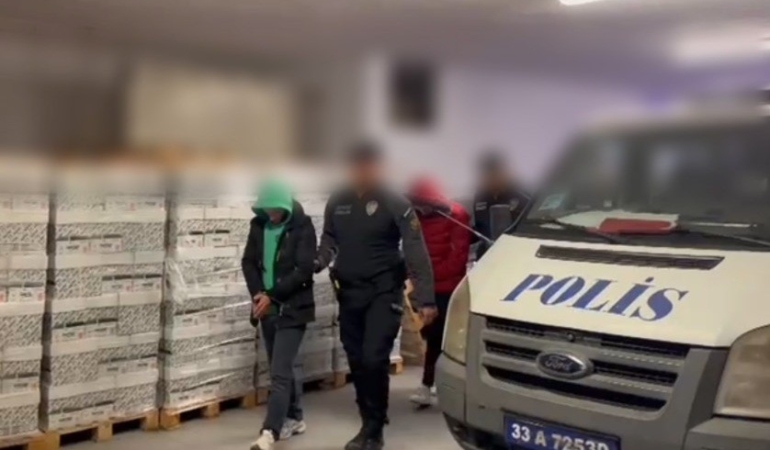 mersinde-yasa-disi-bahis-cetesi-cokertildi-13-tutuklama-RXE3uXby.jpg