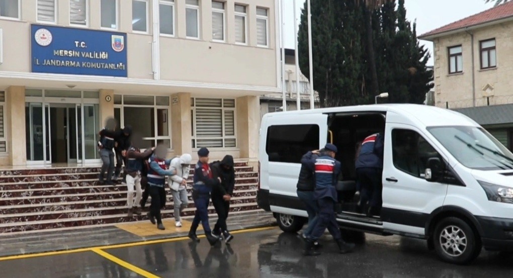 mersinde yasa disi bahis operasyonu 9 tutuklama 1 JYJzRklk