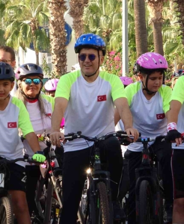 mersinde-yaslisindan-gencine-bisiklet-tutkunlari-pedal-cevirdi-j9Sf5VJ4.jpg