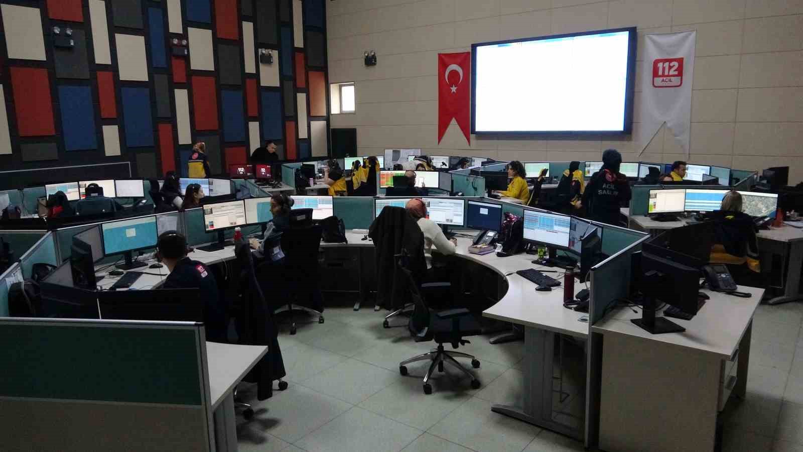 mersinde yilbasi tedbirleri ust seviyede 12 bin 216 guvenlik personeli gorevde 4