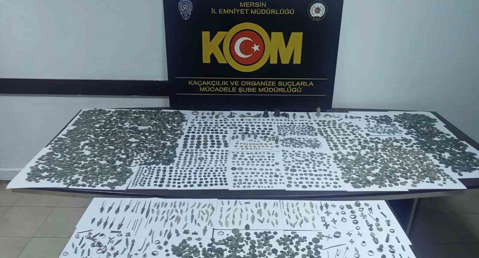 mersinde yurt disina kacirilmak istenilen binlerce tarihi eser ele gecirildi 2 EByT1a5U